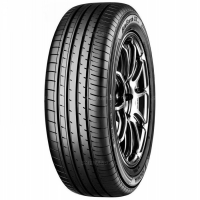 225/60 R18 104W Yokohama BluEarth-XT AE61